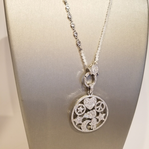 Super Bling Lucky Charm Pendant Necklace Chain NEW - Picture 6 of 8